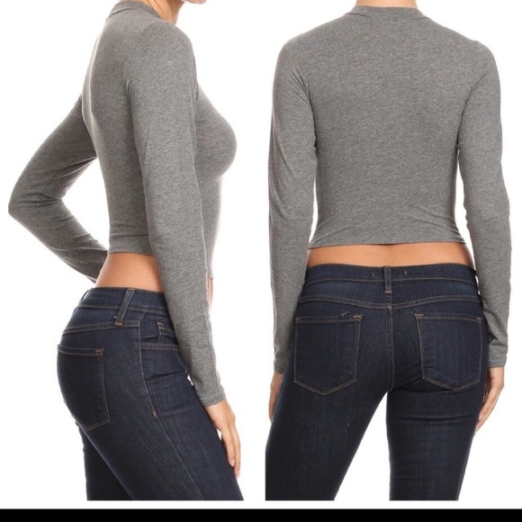 ALQUIMIA Tops - 3/35$ MOCK NECK CROP TOP IN GRAY 🆕🆕